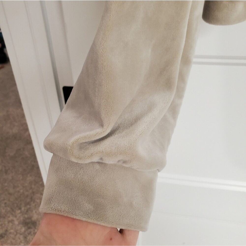 Women's Forever 21 Beige Cropped Velour Zip Hoodie Sweatshirt | Size 1X - Picture 5 of 7